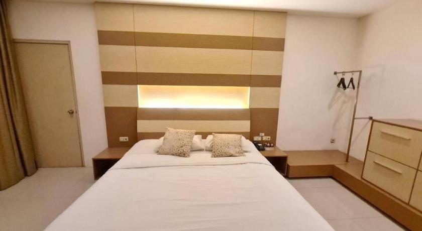 Hotel Cemerlang Bandung Exteriér fotografie